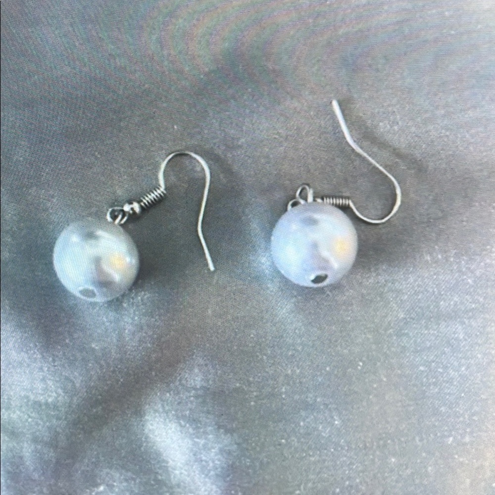 Elegant Silver Pearl Earrings
